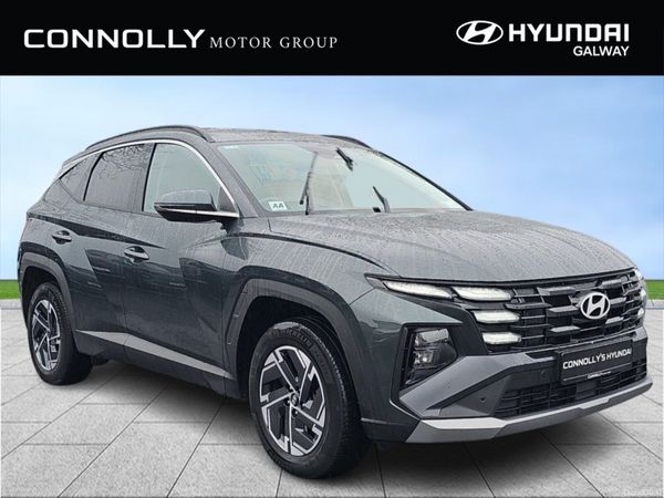 Hyundai Tucson SUV, Petrol Hybrid, 2025, Green