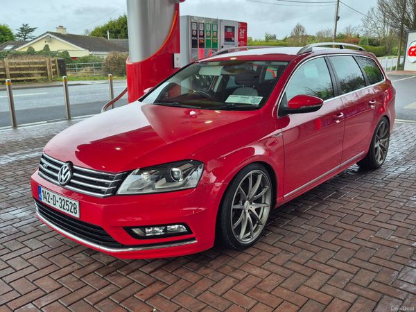 Volkswagen Passat Estate, Petrol, 2014, Red