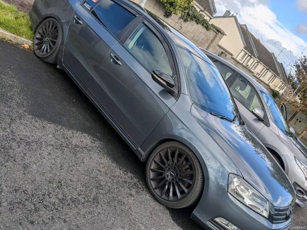 Volkswagen Passat Saloon, Diesel, 2014, Grey