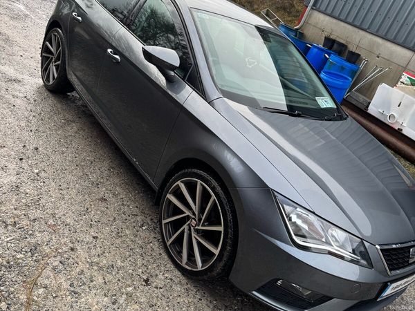 SEAT Leon Hatchback, Diesel, 2018, Grey
