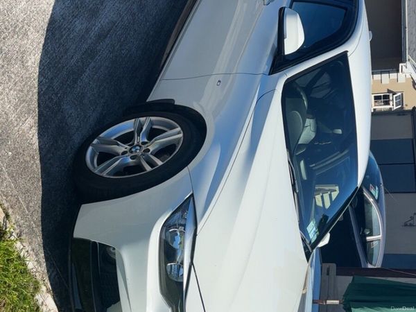 BMW 3-Series Saloon, Diesel, 2014, White