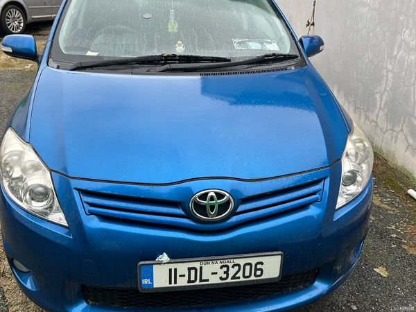Toyota Auris Hatchback, Petrol, 2011, Blue