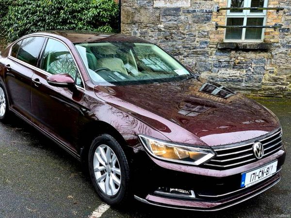Volkswagen Passat Saloon, Diesel, 2017, Red
