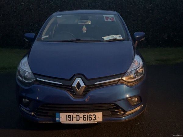 Renault Clio Hatchback, Petrol, 2019, Blue