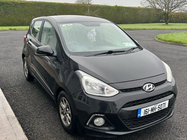 Hyundai i10 Hatchback, Petrol, 2016, Black