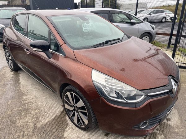 Renault Clio Hatchback, Petrol, 2015, Brown