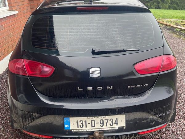 SEAT Leon Hatchback, Diesel, 2013, Black