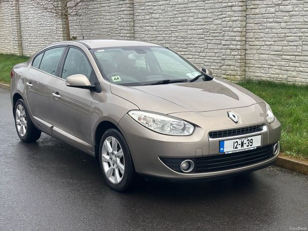 Renault Fluence Saloon, Diesel, 2012, Gold