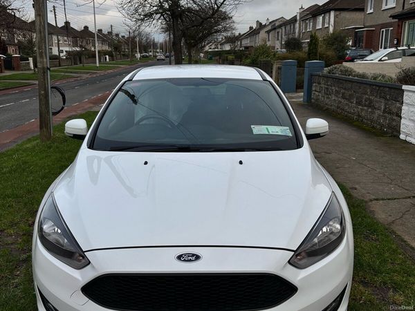 Ford Focus Hatchback, Petrol, 2018, White