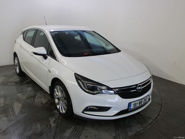 Opel Astra Hatchback, Diesel, 2018, White