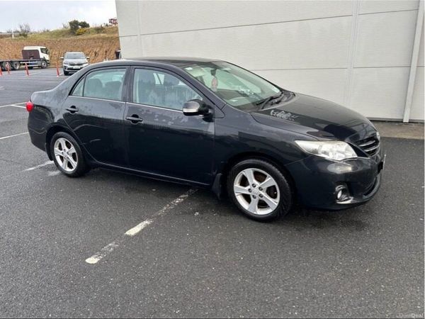 Toyota Corolla Saloon, Diesel, 2012, Black