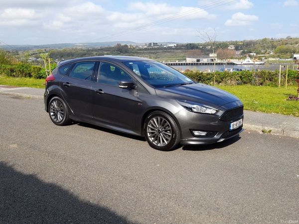 Ford Focus Hatchback, Diesel, 2018, Grey
