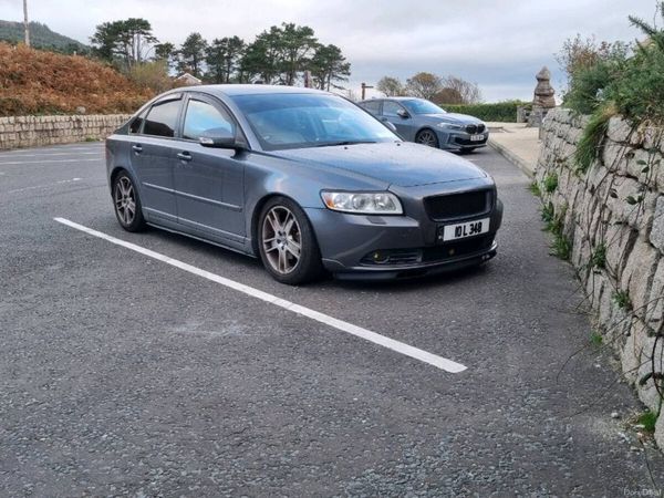 Volvo S40 Saloon, Diesel, 2010, Grey
