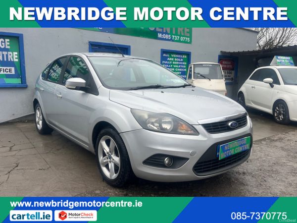 Ford Focus Hatchback, Diesel, 2010, Silver