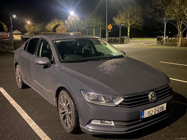 Volkswagen Passat Saloon, Diesel, 2015, Grey