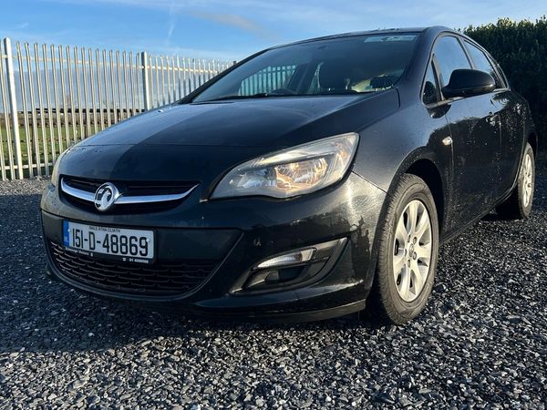 Vauxhall Astra Hatchback, Diesel, 2015, Black