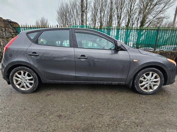Hyundai i30 Hatchback, Petrol, 2008, Grey