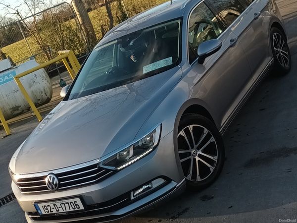 Volkswagen Passat Estate, Diesel, 2019, Grey