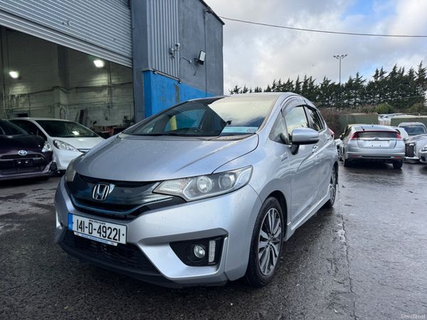 Honda Fit Hatchback, Petrol Hybrid, 2014, Silver