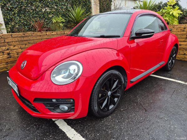 Volkswagen Beetle Hatchback, Petrol, 2018, Red