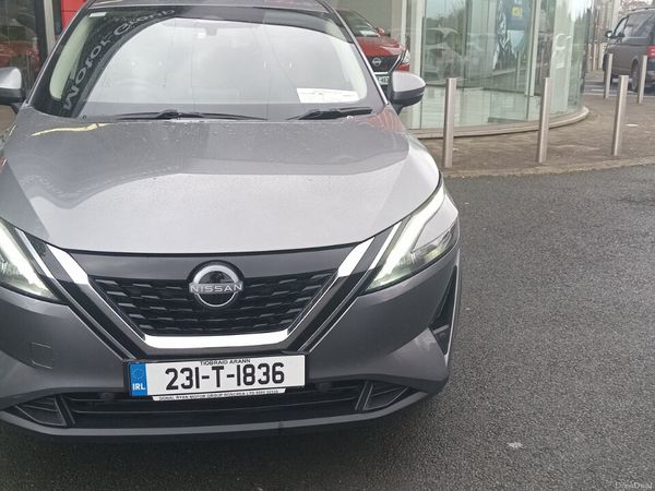 Nissan Qashqai MPV, Petrol, 2023, Grey