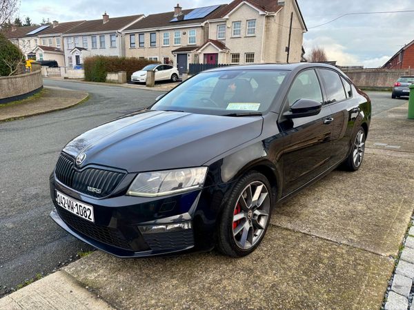 Skoda Octavia Hatchback, Diesel, 2014, Black