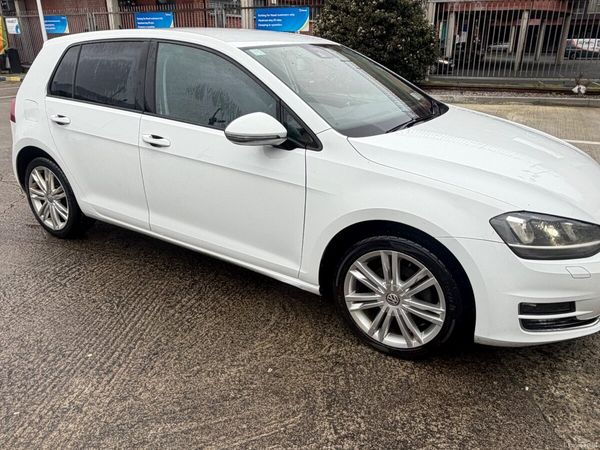 Volkswagen Golf Hatchback, Petrol, 2014, White