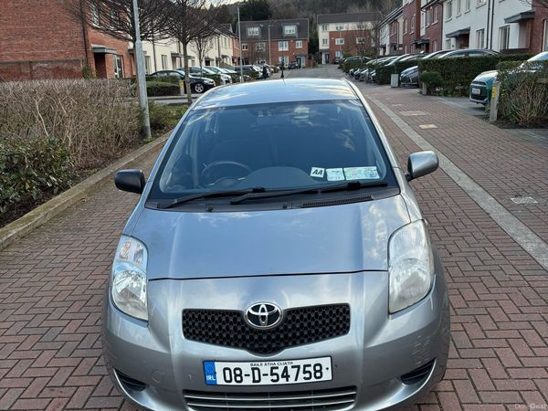 Toyota Yaris Hatchback, Petrol, 2008, Silver