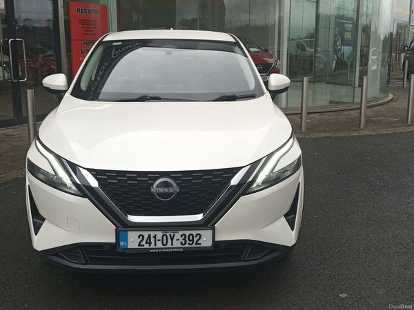 Nissan Qashqai MPV, Petrol, 2024, White