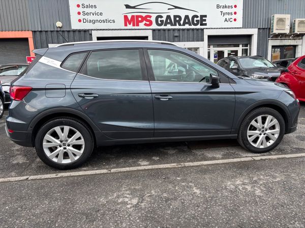 SEAT Arona SUV, Petrol, 2023, Grey