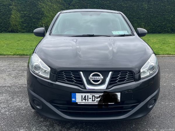 Nissan Qashqai Hatchback, Diesel, 2014, Black
