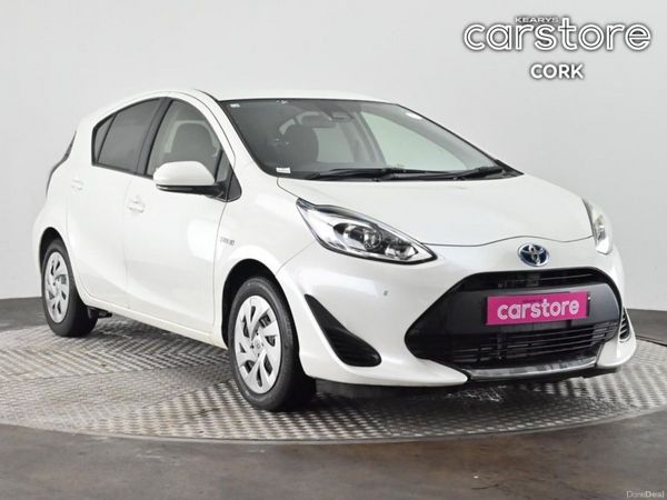 Toyota Aqua Hatchback, Petrol Hybrid, 2020, White