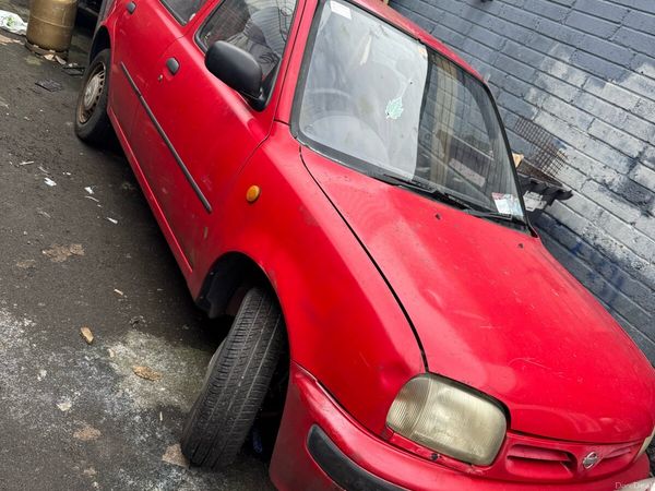 Nissan Micra Hatchback, Petrol, 1997, Red