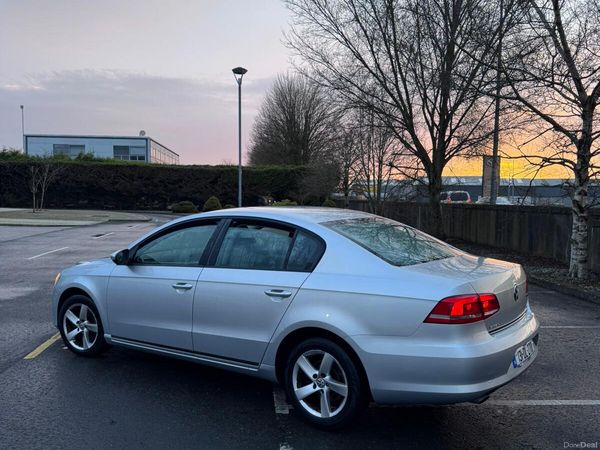 Volkswagen Passat Saloon, Diesel, 2013, Silver