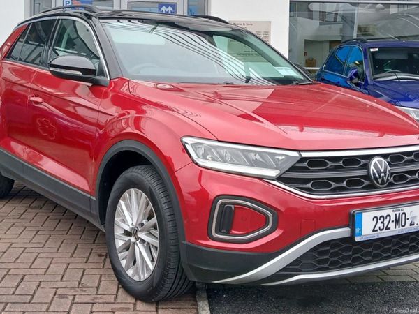 Volkswagen T-Roc SUV, Diesel, 2023, Red