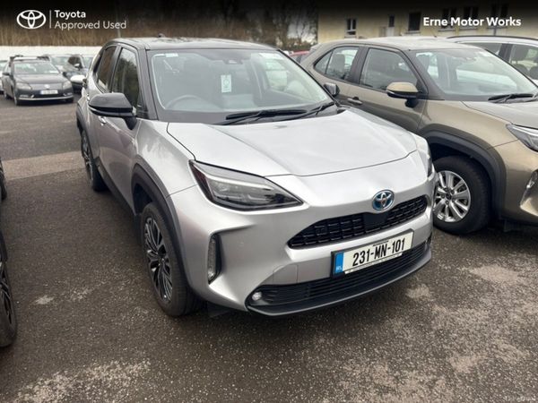 Toyota Yaris Cross Hatchback, Petrol Hybrid, 2023, Silver