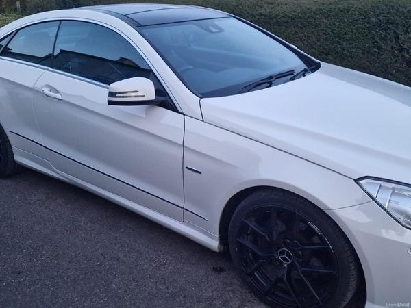 Mercedes-Benz E-Class Coupe, Diesel, 2011, White
