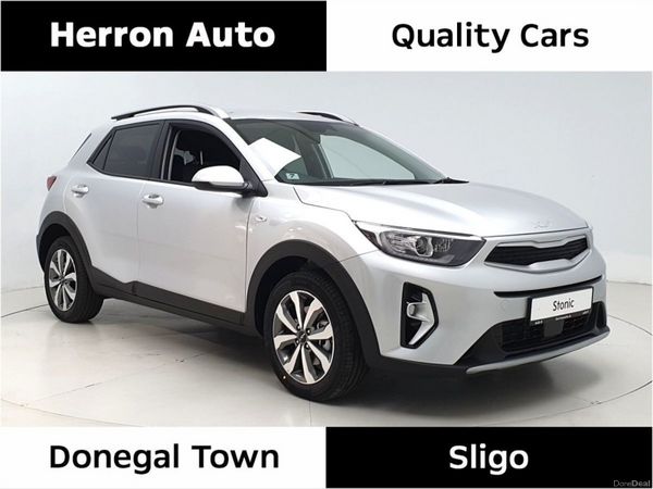 Kia Stonic Hatchback, Petrol, 2023, Silver