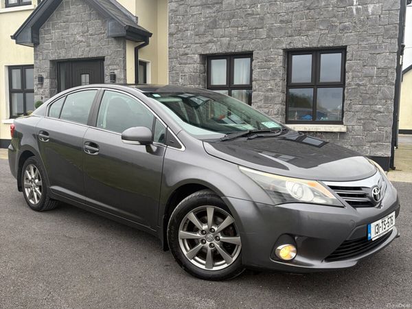 Toyota Avensis Saloon, Diesel, 2013, Grey