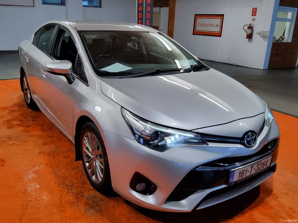 Toyota Avensis Saloon, Diesel, 2016, Silver