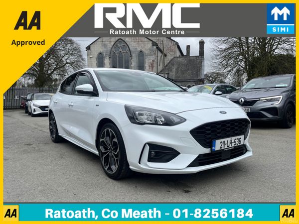 Ford Focus Hatchback, Petrol Hybrid, 2021, White
