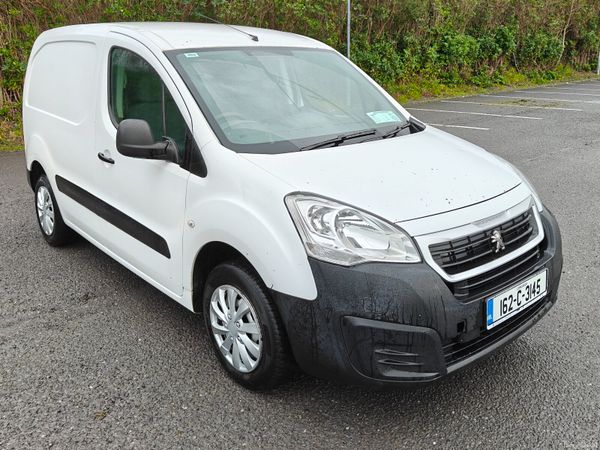 Peugeot Partner MPV, Diesel, 2016, White