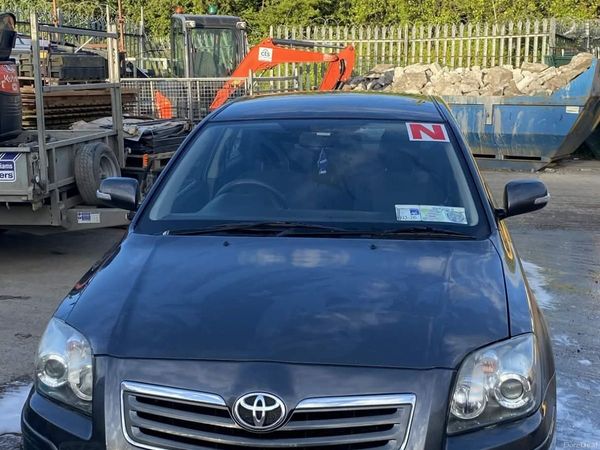 Toyota Avensis Saloon, Petrol, 2006, Grey