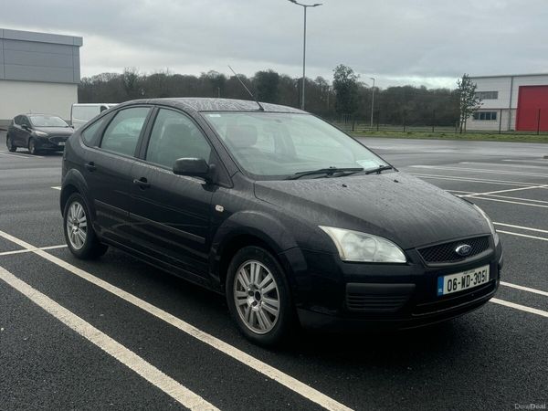 Ford Focus Hatchback, Petrol, 2006, Black