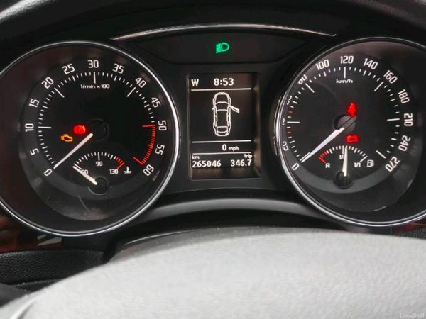 Skoda Superb Saloon, Diesel, 2012, Silver