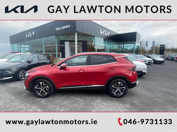Kia Sportage MPV, Diesel, 2022, Red