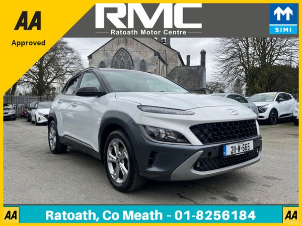 Hyundai KONA Hatchback, Petrol, 2021, White