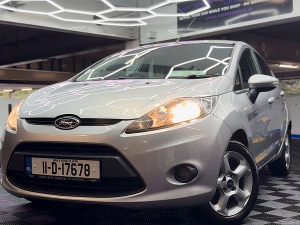 Ford Fiesta Hatchback, Petrol, 2011, Silver