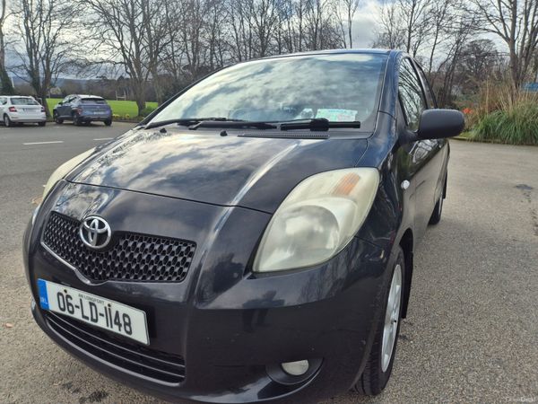Toyota Yaris Hatchback, Petrol, 2006, Black