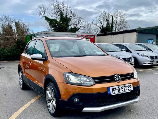 Volkswagen Polo Hatchback, Petrol, 2015, Orange